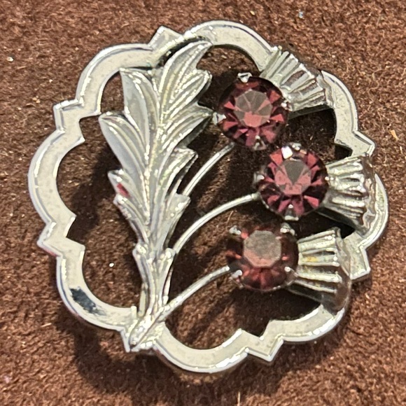 Signed Mizpah Vintage Silver plated Celtic Brooch - Scottish Thistle 1940’s EUC - Picture 1 of 10